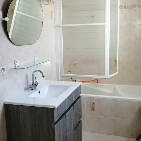 Maison La Rochelle, 3 Pieces, 4 Personnes - Fr-1-551-15 La Rochelle